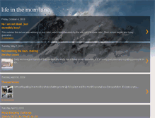 Tablet Screenshot of adayinthelifeinthemomlane.blogspot.com