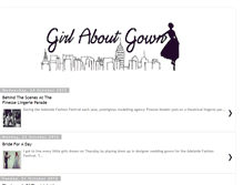Tablet Screenshot of girl-about-gown.blogspot.com